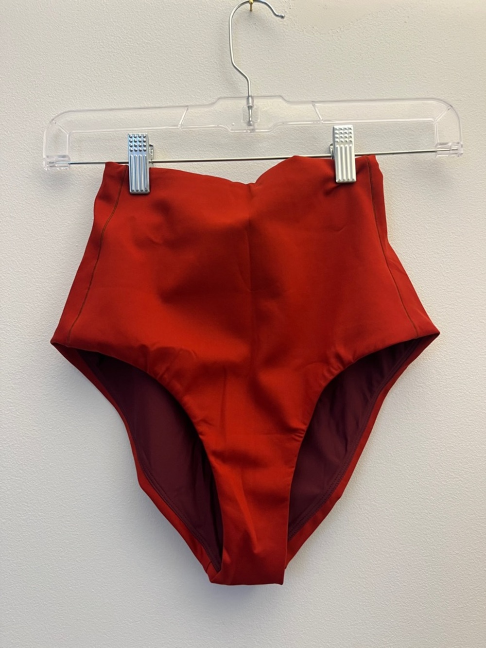 NWT left on Friday hi tide bottom in 1971 red